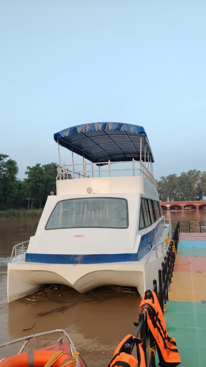 WhatsApp Image 2025-09-16 at 09.01.32